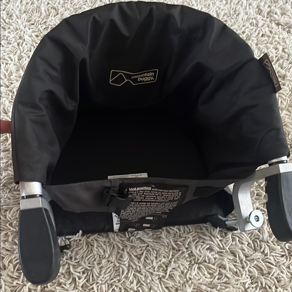 Mountain Buggy Black Clip-On High Chair